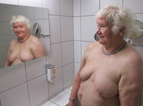 Wild granny Puma shows her saggy tits & bald pussy in a compilation